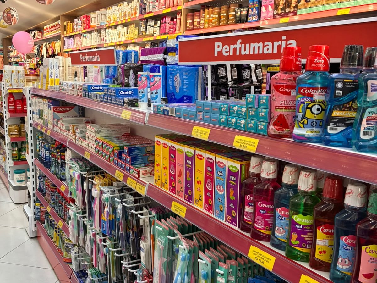 Corredor de perfumaria e cosméticos premium